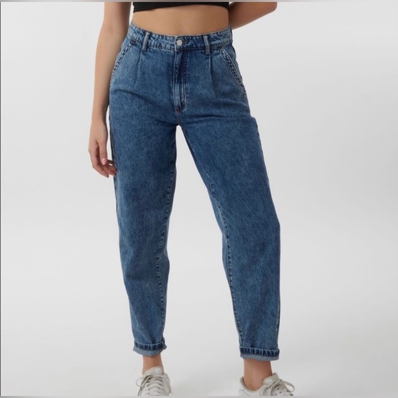 Garage Denim - 🩵 Garage Acid Wash Mom Jeans
